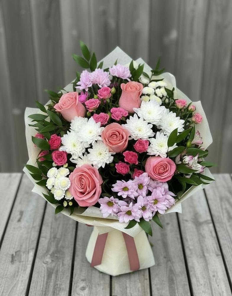Букет цветов из: Альстромерии, Гвоздики, Розы и Хризантемы в Сарманово