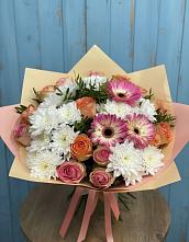 Букет цветов из:  Розы, Герберы и Хризантемы в Сарманово