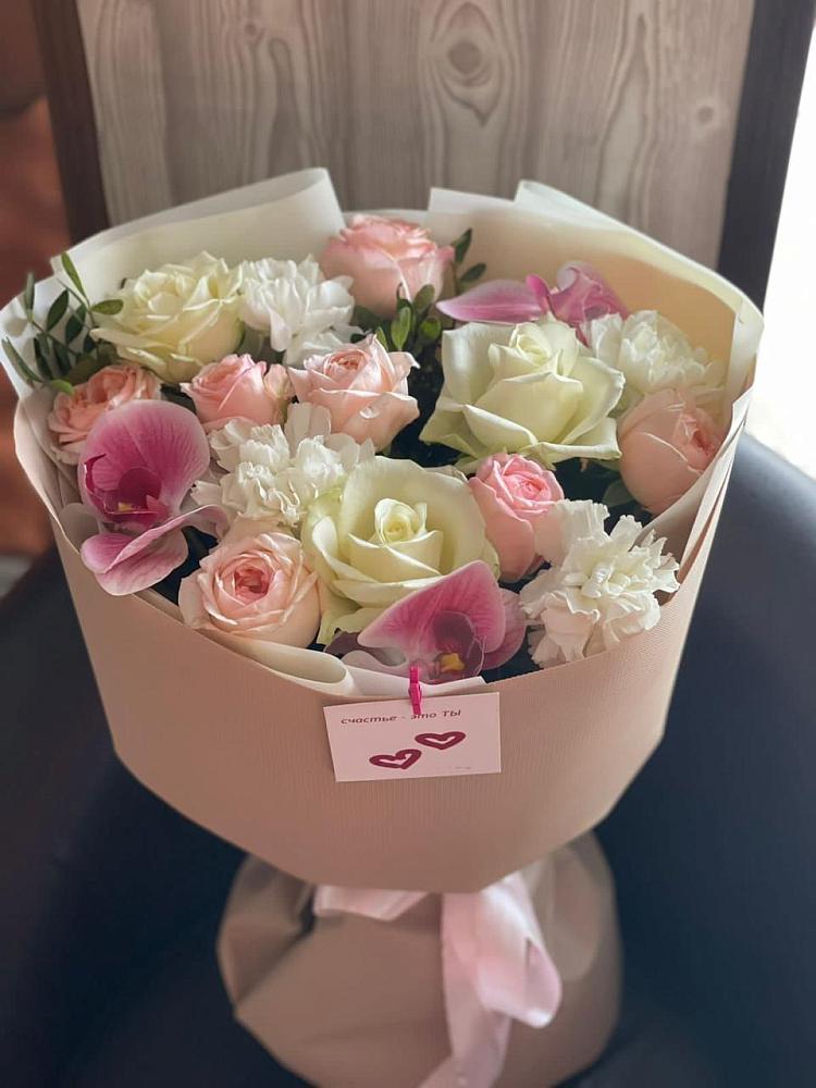 Букет цветов из: Орхидеи, Розы и Гвоздики в Сарманово