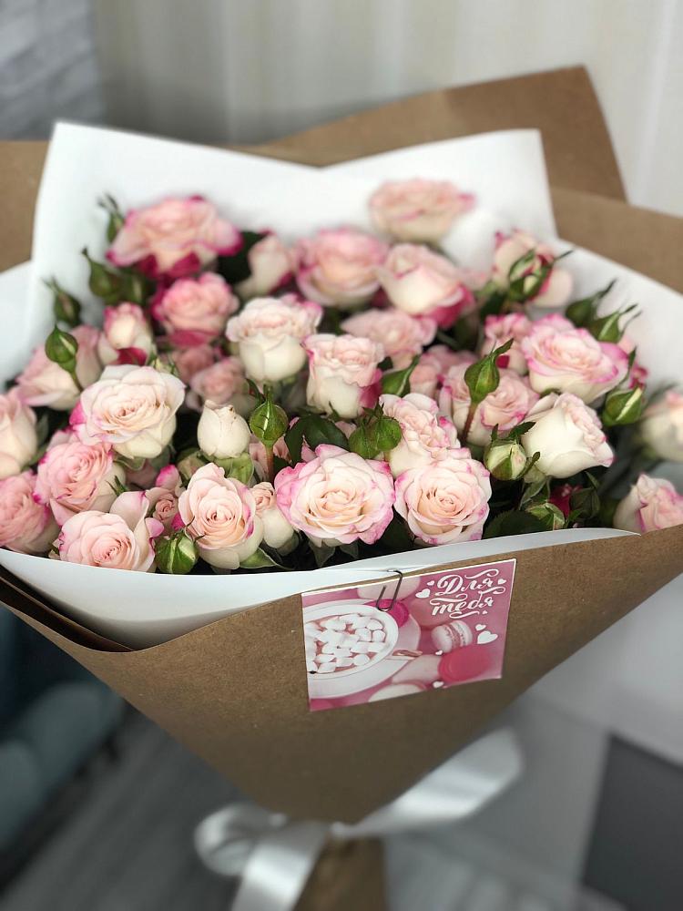 Букет цветов из: Розы в Сарманово