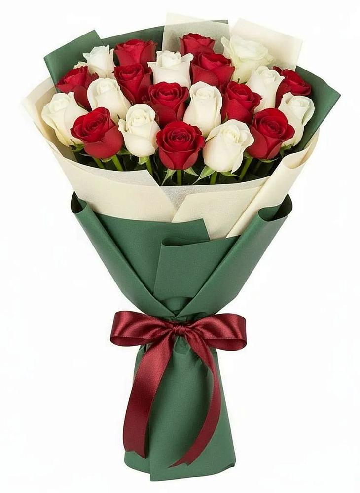 Букет Микс из красных и белых роз в Сарманово
