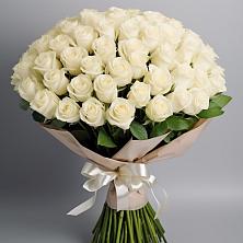 Букет 101 беля роза Белоснежка в Сарманово