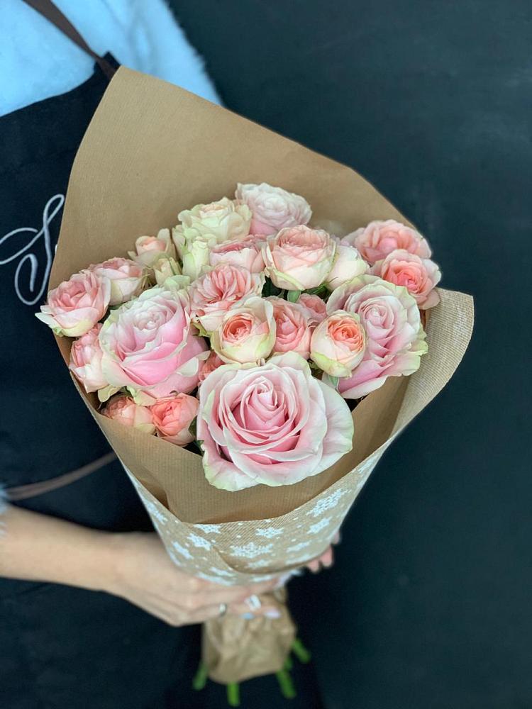 Букет цветов из: Хризантемы и Розы в Сарманово