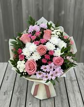 Букет цветов из:  Альстромерии, Гвоздики, Розы и Хризантемы в Сарманово