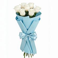 Букет 7 белых роз Проуд в Сарманово